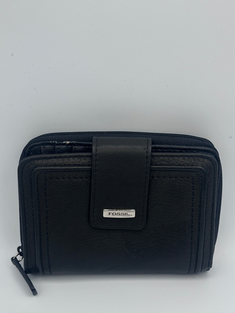 Fossil Black Genuine Leather Compact Multi Compartment Zip Wallet with Snap